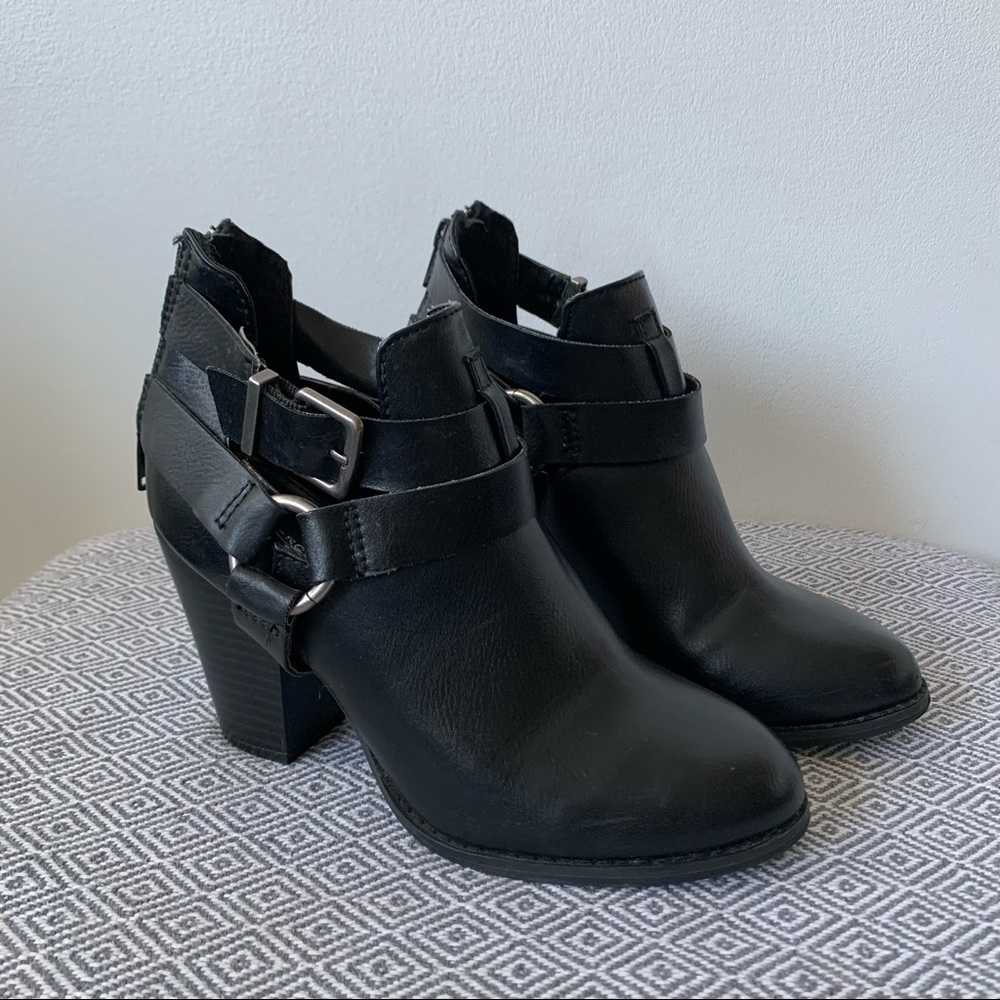 Black booties with buckles